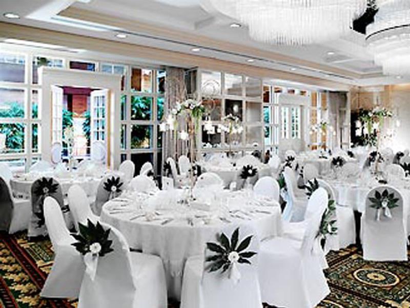 Renaissance Zurich Hotel Opfikon-Glattbrugg Экстерьер фото